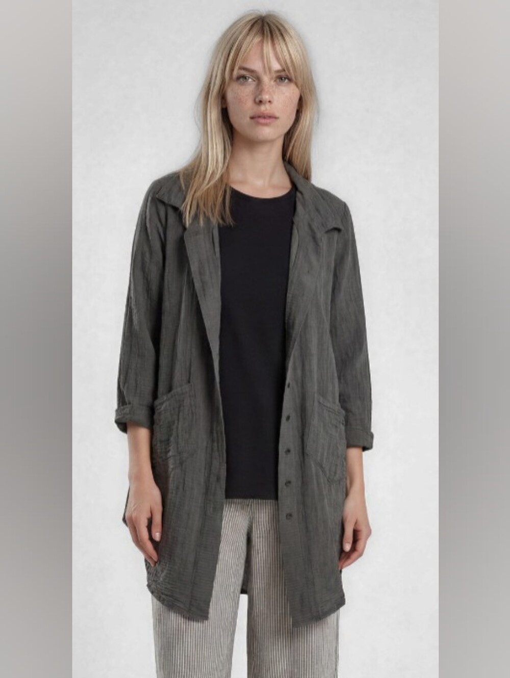 Lightweight Charcoal Long Button-Front Shirt Jacket